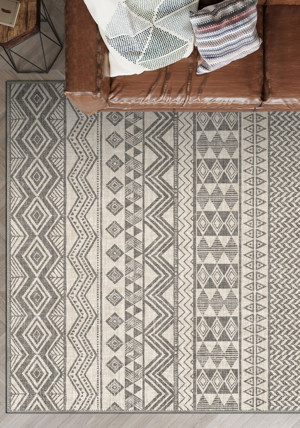 Cream grey geometric rug for living room.
